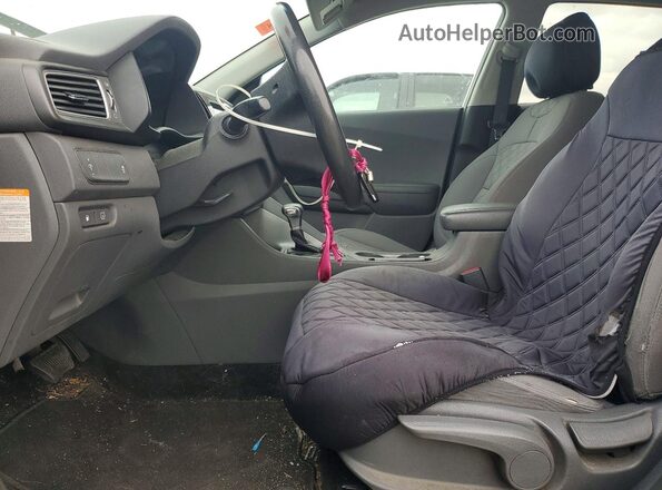 KNDCB3LC2H5090345 2017 KIA NIRO Серебряный Вид салона спереди