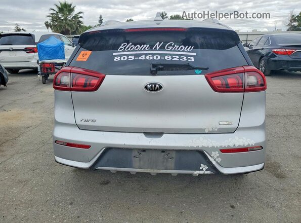 KNDCB3LC2H5090345 2017 KIA NIRO Серебряный Вид сзади