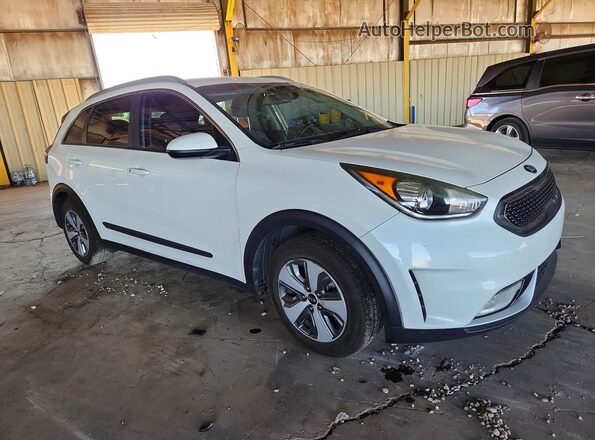 KNDCB3LC2J5128470 2018 KIA NIRO White Առջևի աջ