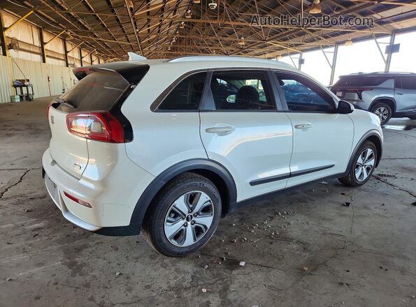 KNDCB3LC2J5128470 2018 KIA NIRO White Հետևի աջ