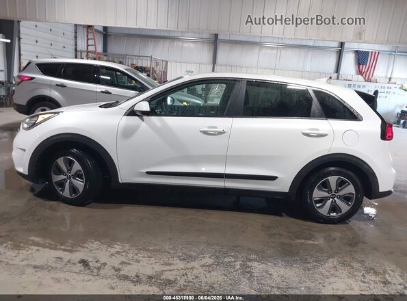 KNDCB3LC2J5140411 2018 KIA NIRO White სალონის 360-გრადუსიანი ხედი