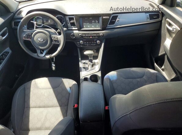 KNDCB3LC2J5212014 2018 KIA NIRO Серебряный Вид панели приборов