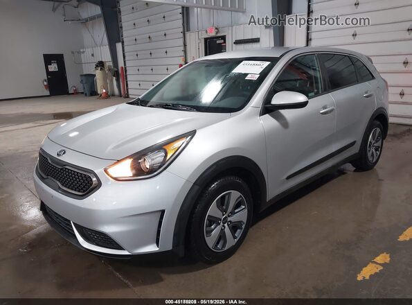 KNDCB3LC2K5218963 2019 KIA NIRO Silver Դիմացի տեսք