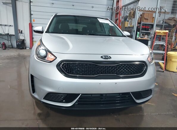 KNDCB3LC2K5218963 2019 KIA NIRO Silver Սարքավորումների վահանակի տեսք