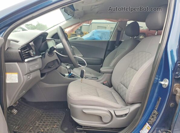KNDCB3LC2L5396907 2020 KIA NIRO Синий Вид салона спереди