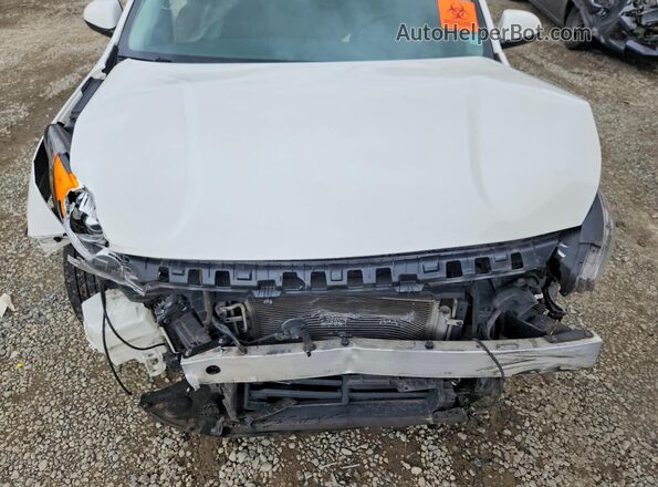 KNDCB3LC3J5160392 2018 KIA NIRO White Սալոնի հետևի տեսք