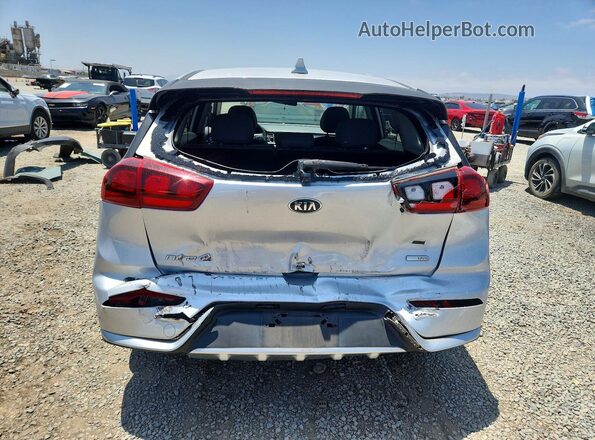 KNDCB3LC3J5206660 2018 KIA NIRO Серебряный Вид сзади
