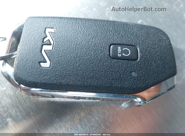 KNDCB3LC3N5541536 2022 KIA NIRO Красный Вид панели приборов