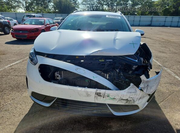 KNDCB3LC4H5085518 2017 KIA NIRO White Front view