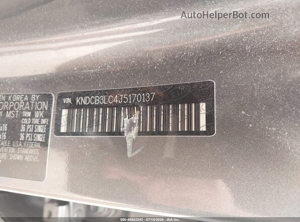 KNDCB3LC4J5170137 2018 KIA NIRO Gray Engine compartment view
