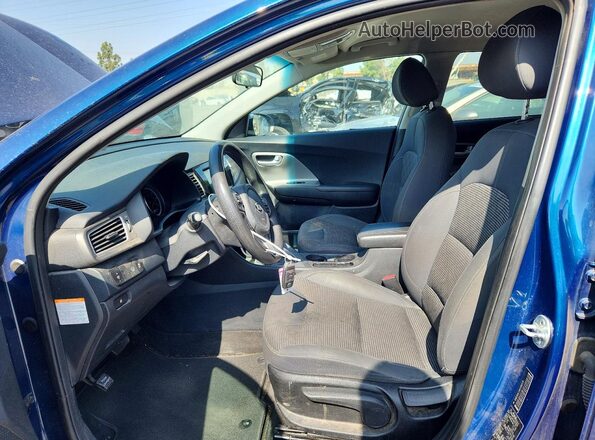 KNDCB3LC4K5336576 2019 KIA NIRO Синий Вид салона спереди