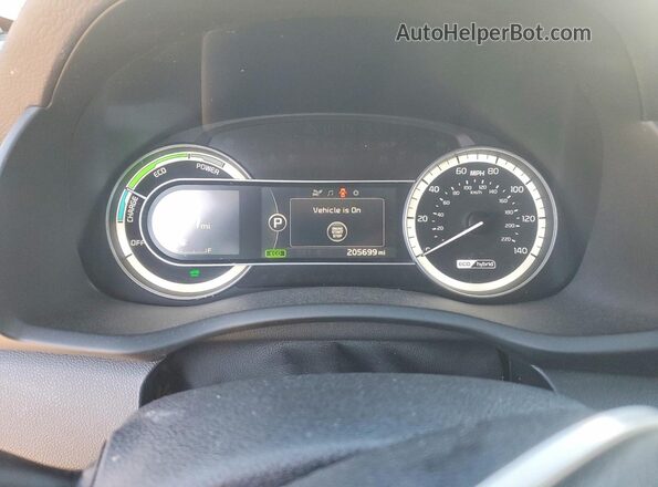 KNDCB3LC5H5103430 2017 KIA NIRO Silver Սարքավորումների վահանակի տեսք