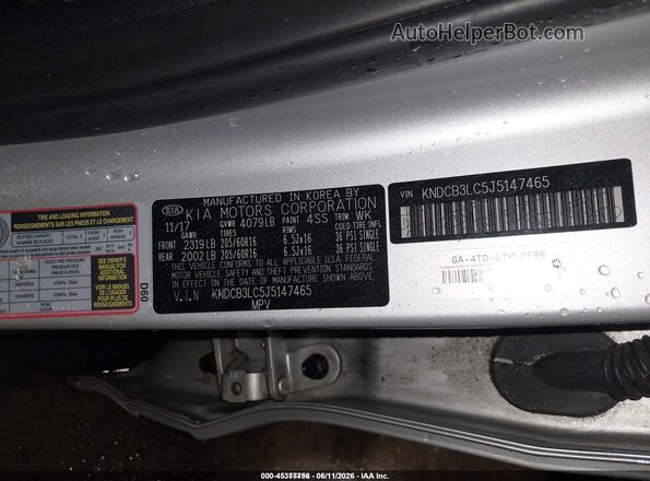 KNDCB3LC5J5147465 2018 KIA NIRO Gray Vista del compartimento del motor