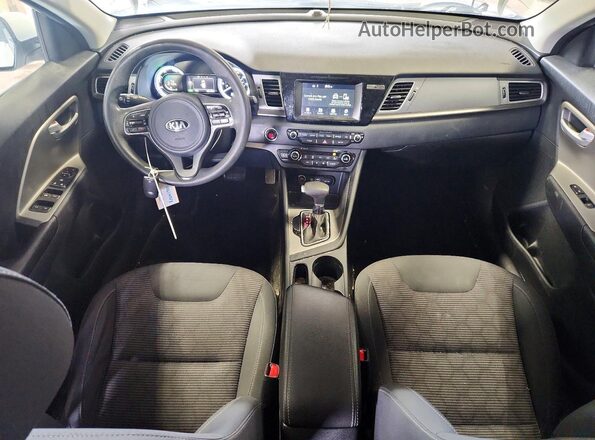 KNDCB3LC5J5155128 2018 KIA NIRO White Dashboard view