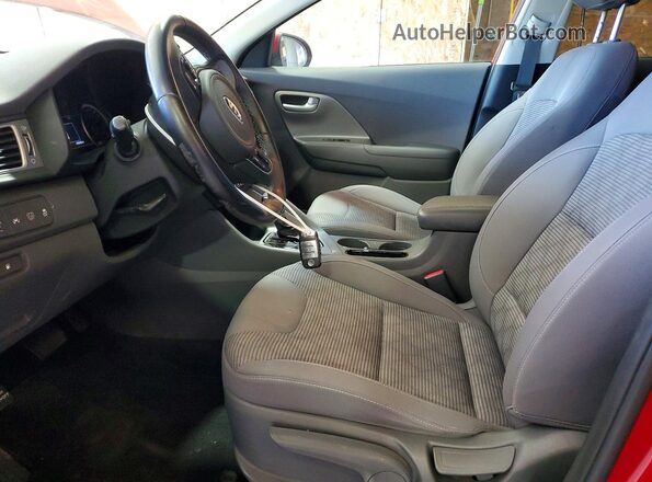 KNDCB3LC5K5315722 2019 KIA NIRO Красный Вид салона спереди