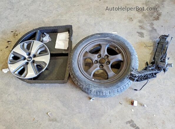 KNDCB3LC5K5315722 2019 KIA NIRO Красный Вид подкапотного пространства