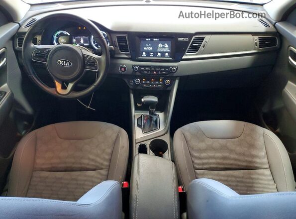 KNDCB3LC5K5315722 2019 KIA NIRO Красный Вид панели приборов