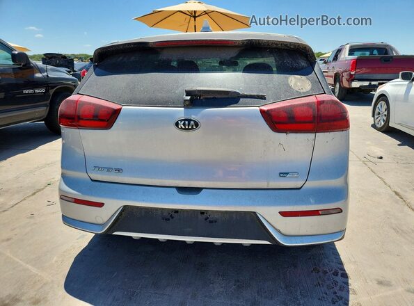 KNDCB3LC6H5057476 2017 KIA NIRO Серебряный Вид сзади