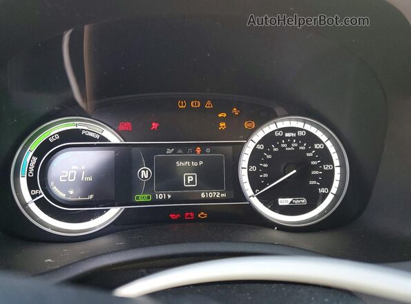 KNDCB3LC6H5074066 2017 KIA NIRO Белый Вид щитка приборов