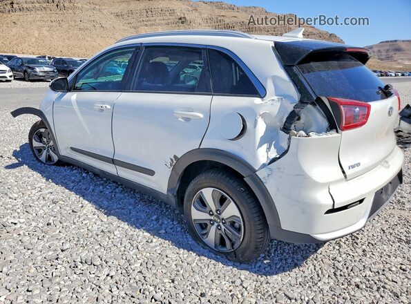 KNDCB3LC6H5074066 2017 KIA NIRO Белый Задняя левая четверть