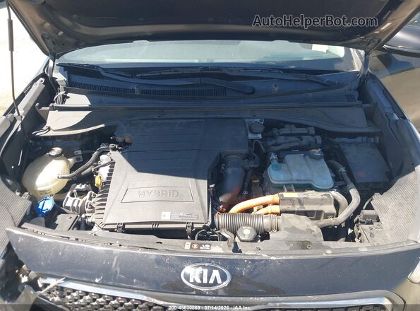 KNDCB3LC6H5076657 2017 KIA NIRO Black Rear view