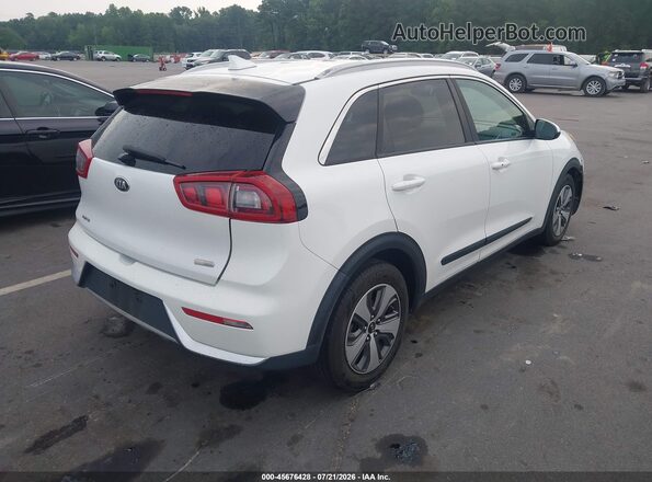 KNDCB3LC6H5085049 2017 KIA NIRO Белый Задняя правая четверть