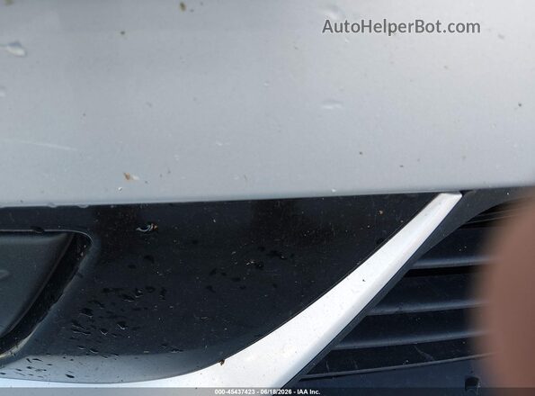 KNDCB3LC6J5160693 2018 KIA NIRO Silver 