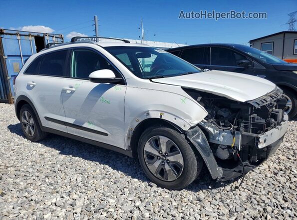 KNDCB3LC6M5471576 2021 KIA NIRO White Передня права чверть