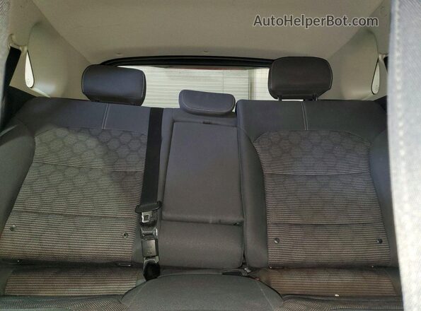 KNDCB3LC7H5049144 2017 KIA NIRO Black Widok tylnych siedzeń