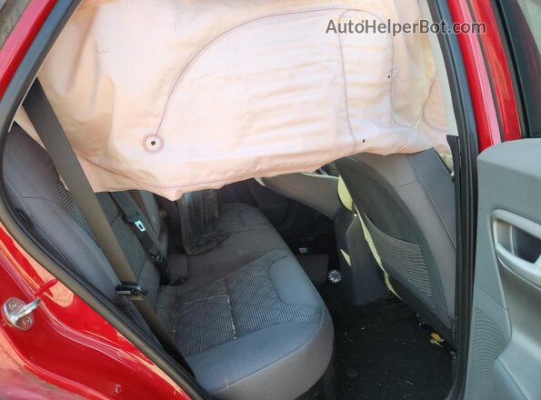 KNDCB3LC7J5110076 2018 KIA NIRO Red Rear interior view