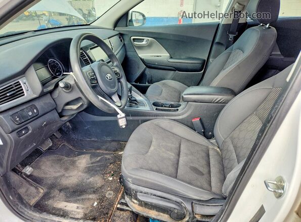 KNDCB3LC7K5252297 2019 KIA NIRO White Vista interior delantera