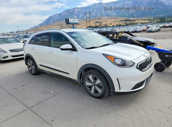 KNDCB3LC7K5252297 2019 KIA NIRO White Delantero derecho