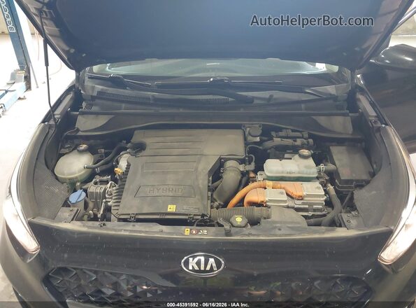 KNDCB3LC8L5422751 2020 KIA NIRO Черный Вид сзади