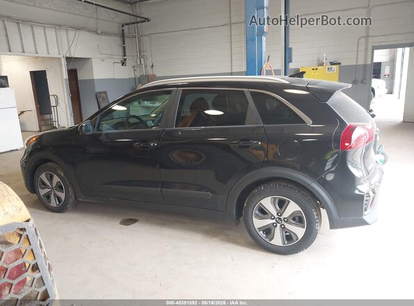 KNDCB3LC8L5422751 2020 KIA NIRO Черный 