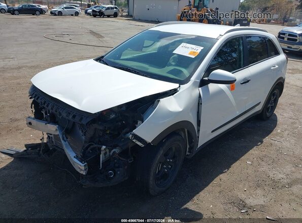 KNDCB3LC8N5511058 2022 KIA NIRO White Front left
