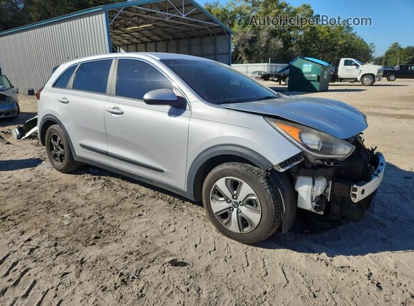 KNDCB3LC9J5132399 2018 KIA NIRO Silver Przód prawy