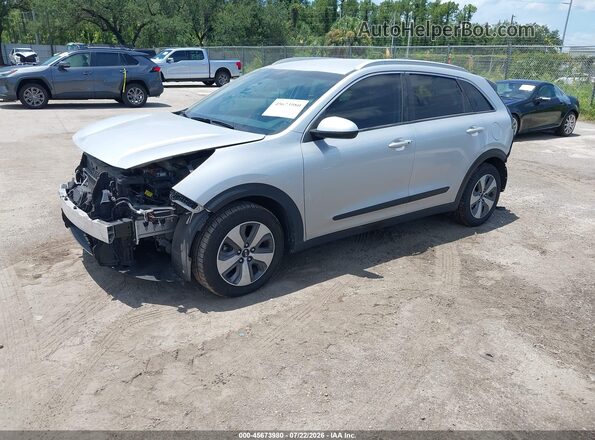 KNDCB3LC9K5295572 2019 KIA NIRO Серебряный Передняя левая четверть
