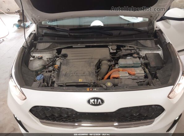 KNDCB3LC9L5422774 2020 KIA NIRO White Vista trasera