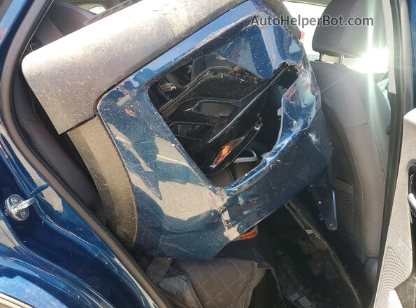 KNDCB3LC9L5448680 2020 KIA NIRO Blue Rear interior view