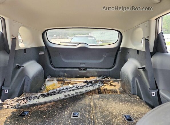 KNDCB3LCXH5044116 2017 KIA NIRO Silver Widok tylnych siedzeń