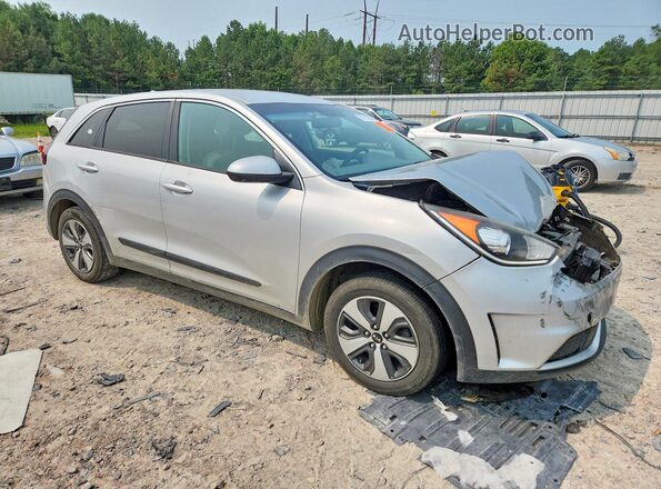 KNDCB3LCXH5044116 2017 KIA NIRO Silver Przód prawy