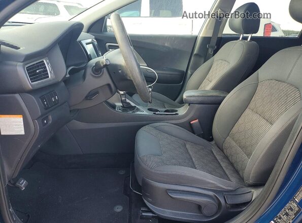 KNDCB3LCXJ5170692 2018 KIA NIRO Blue Front interior view