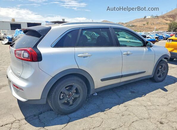 KNDCC3LC0H5068275 2017 KIA NIRO Silver Задня права чверть