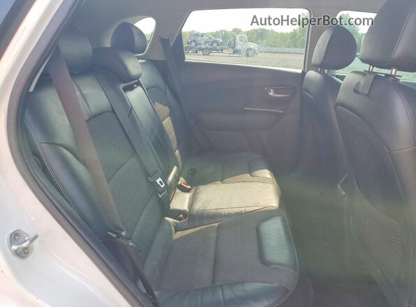 KNDCC3LC2H5050313 2017 KIA NIRO White Widok tylnych siedzeń