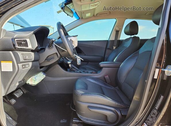 KNDCC3LC2H5055317 2017 KIA NIRO Black Սալոնի դիմացի տեսք
