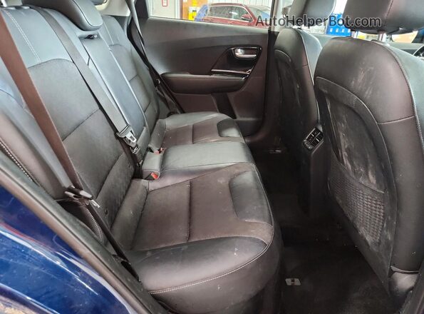 KNDCC3LC2H5089967 2017 KIA NIRO Blue Rear seats view