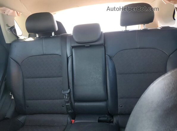 KNDCC3LC3J5176184 2018 KIA NIRO Red Հետևի նստատեղերի տեսք