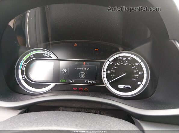 KNDCC3LC5H5037281 2017 KIA NIRO Silver Vista de los asientos traseros