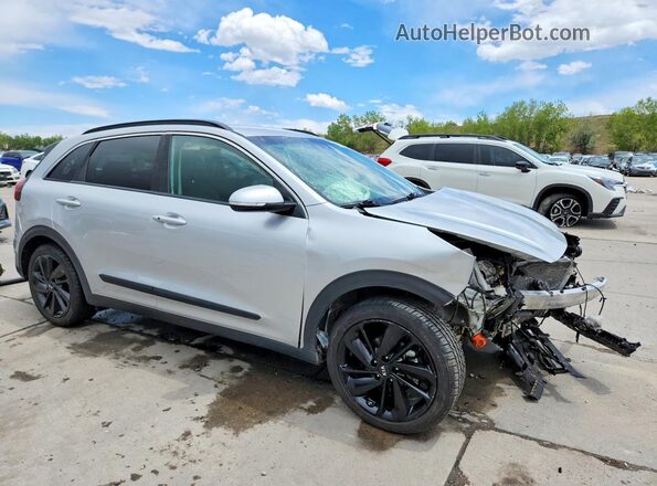 KNDCC3LC6K5250229 2019 KIA NIRO Серебряный Передняя правая четверть