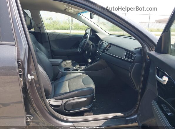 KNDCC3LC6K5299432 2019 KIA NIRO Черный Вид салона спереди